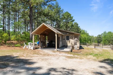 1650 Youngs Road Vass NC 28394