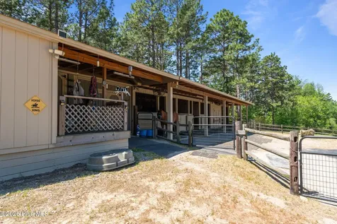 1650 Youngs Road Vass NC 28394