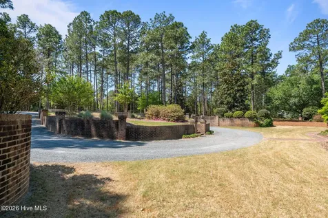 1650 Youngs Road Vass NC 28394