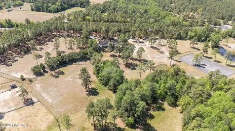 1650 Youngs Road Vass NC 28394