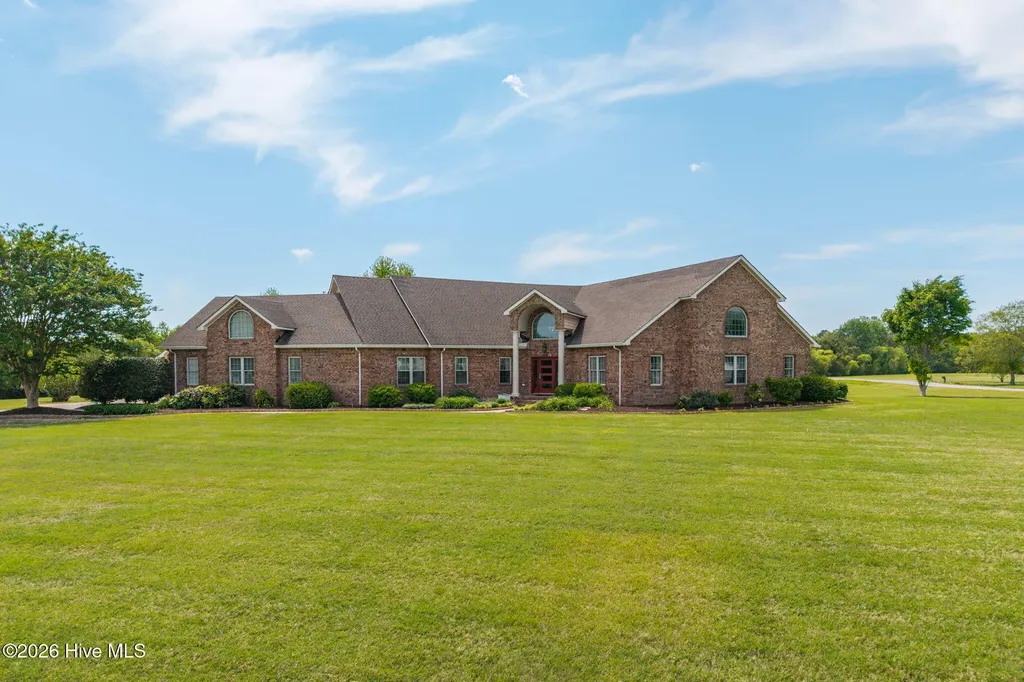 106 Phyllis Court Moyock NC 27958