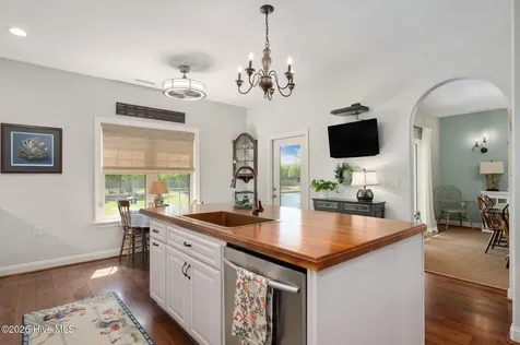 106 Phyllis Court Moyock NC 27958