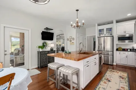 106 Phyllis Court Moyock NC 27958