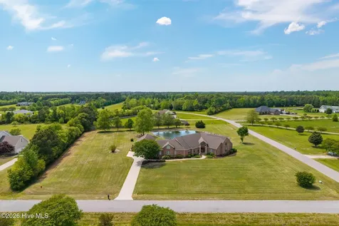 106 Phyllis Court Moyock NC 27958