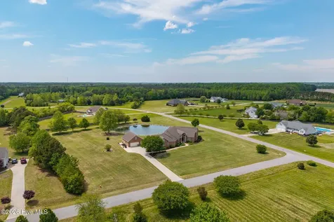 106 Phyllis Court Moyock NC 27958