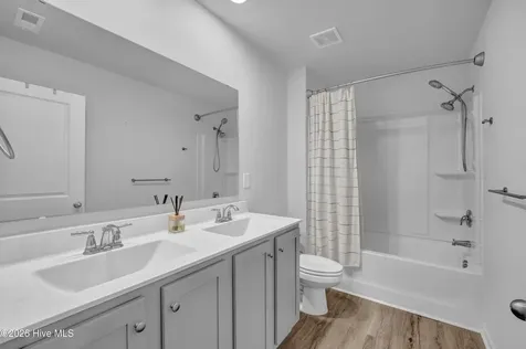 236 Tributary Circle Wilmington NC 28401