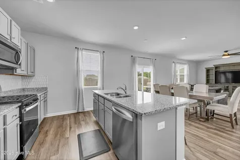 236 Tributary Circle Wilmington NC 28401