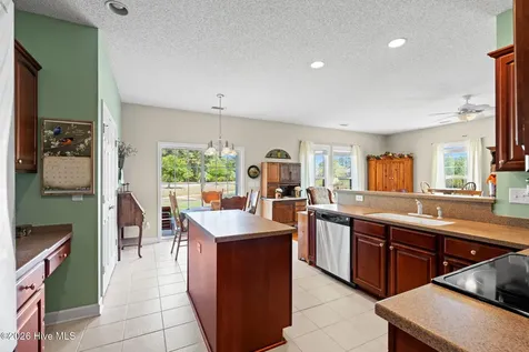 287 Cable Lake Circle Calabash NC 28467