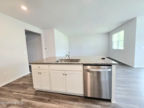 4277 Bright Blossom Way SE Bolivia NC 28422