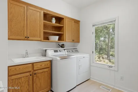 524 Admirals Court SE Bolivia NC 28422