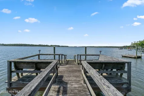 524 Admirals Court SE Bolivia NC 28422