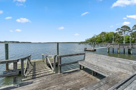 524 Admirals Court SE Bolivia NC 28422