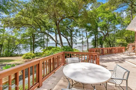 524 Admirals Court SE Bolivia NC 28422