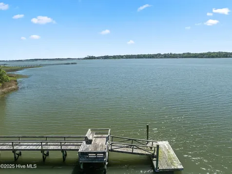 524 Admirals Court SE Bolivia NC 28422