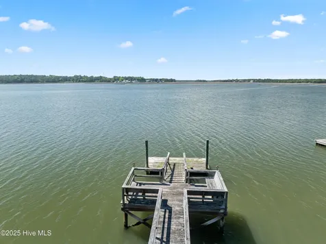 524 Admirals Court SE Bolivia NC 28422