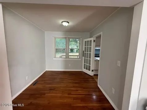 508 Henderson Drive Jacksonville NC 28540