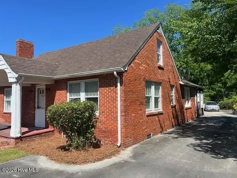 312 N Wilson Street Chadbourn NC 28431