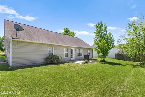 110 Sellhorn Boulevard New Bern NC 28562