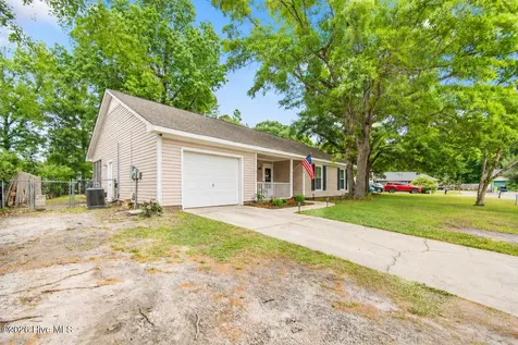 241 Bayberry Court Jacksonville NC 28540