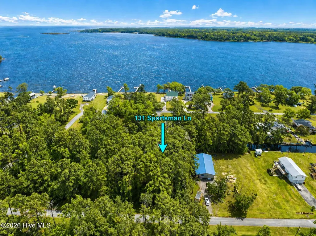 131 Sportsman Lane Beaufort NC 28516