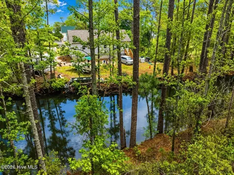 131 Sportsman Lane Beaufort NC 28516