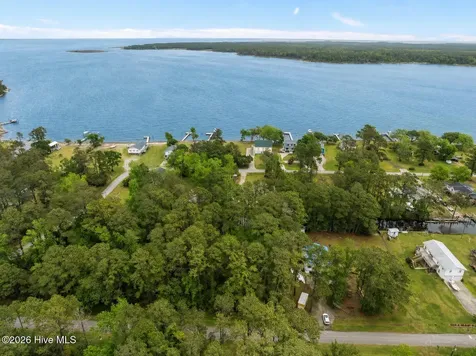 131 Sportsman Lane Beaufort NC 28516