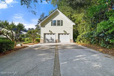 5913 Hunters Mill Lane Wilmington NC 28409