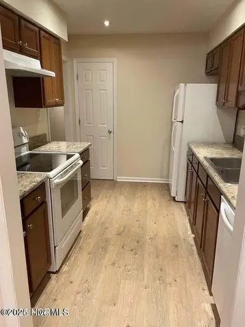 904 Persimmon Place Winterville NC 28590