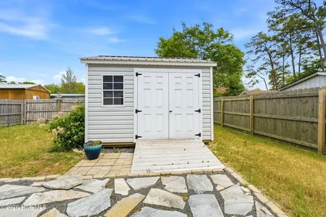 218 NE 76th Street Oak Island NC 28465