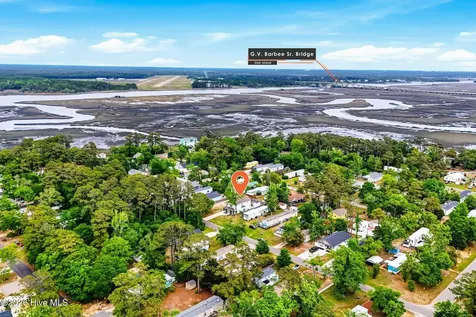 218 NE 76th Street Oak Island NC 28465