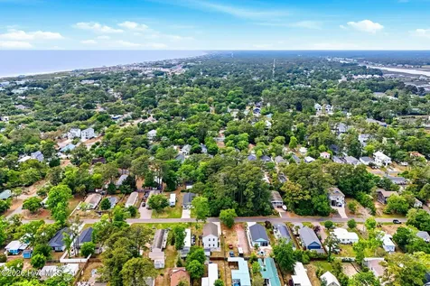 218 NE 76th Street Oak Island NC 28465
