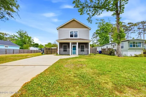 218 NE 76th Street Oak Island NC 28465