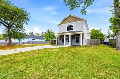 218 NE 76th Street Oak Island NC 28465