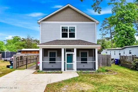 218 NE 76th Street Oak Island NC 28465