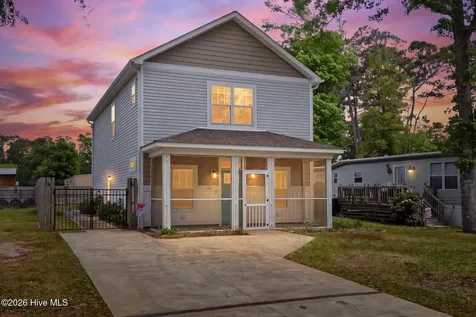 218 NE 76th Street Oak Island NC 28465