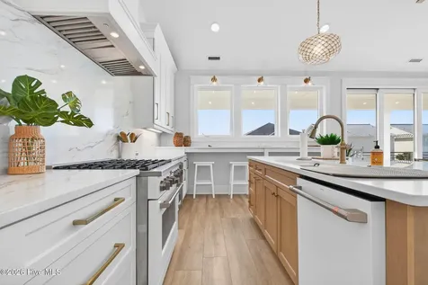 354 E First Street Ocean Isle Beach NC 28469