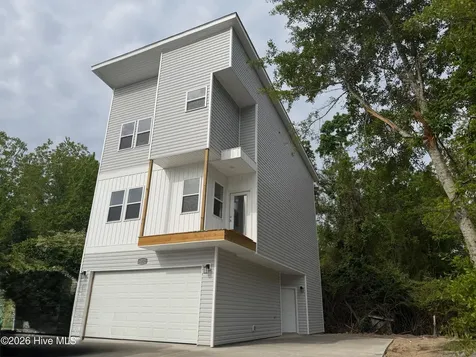 2326 Piney Green Road Midway Park NC 28544