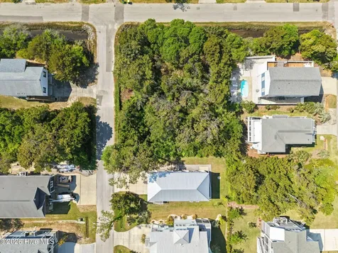 115 SE 44th Street Oak Island NC 28465