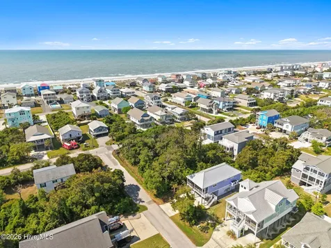 115 SE 44th Street Oak Island NC 28465