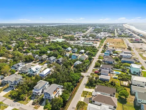 115 SE 44th Street Oak Island NC 28465