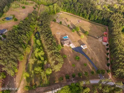 300 Madison Creek Lane Carthage NC 28327