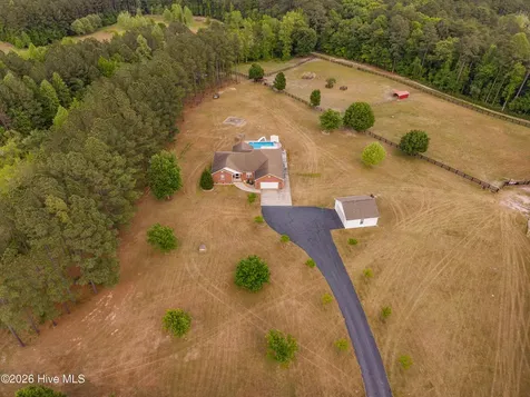 300 Madison Creek Lane Carthage NC 28327