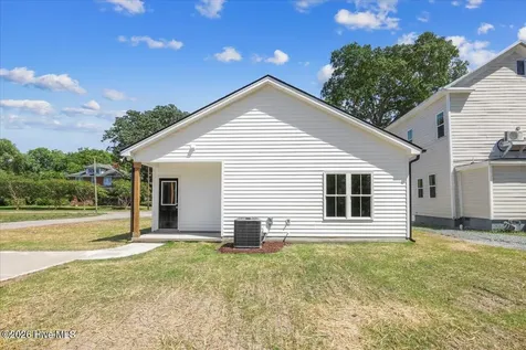 311 N Wilson Avenue Dunn NC 28334
