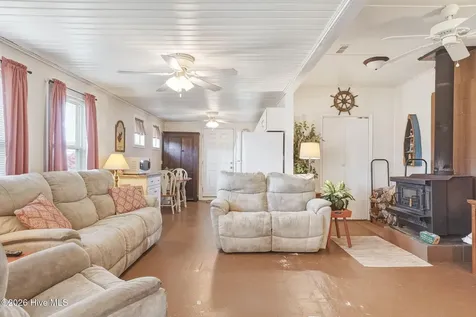 187 Mullens Drive Harkers Island NC 28531
