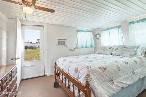187 Mullens Drive Harkers Island NC 28531