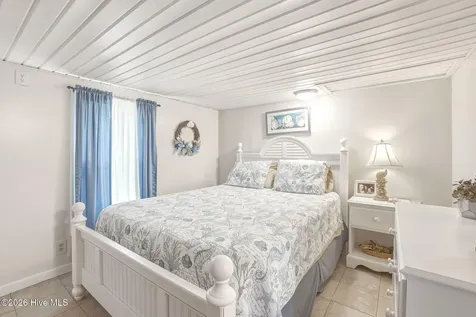 187 Mullens Drive Harkers Island NC 28531