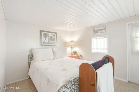 187 Mullens Drive Harkers Island NC 28531