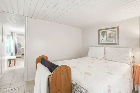 187 Mullens Drive Harkers Island NC 28531