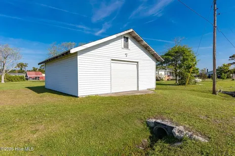 187 Mullens Drive Harkers Island NC 28531