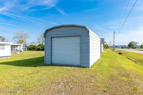 187 Mullens Drive Harkers Island NC 28531